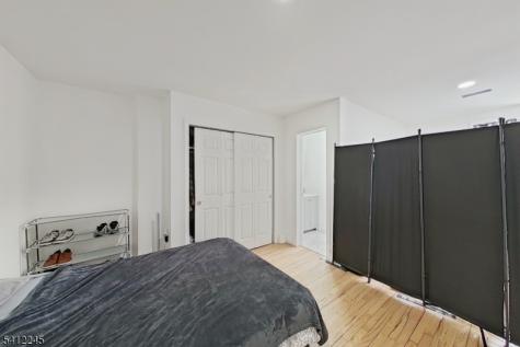 194 Astor Street Newark NJ 07114