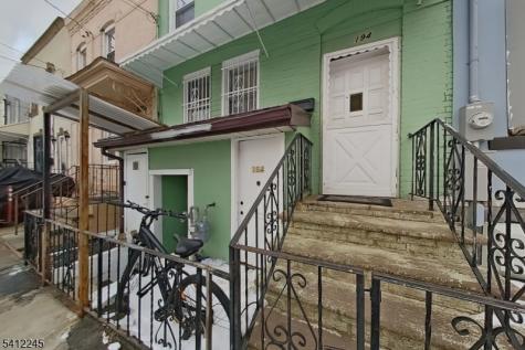 194 Astor Street Newark NJ 07114