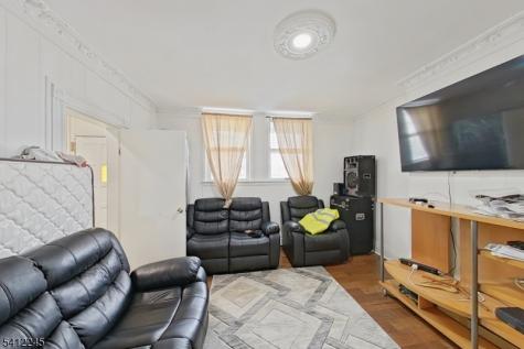 194 Astor Street Newark NJ 07114