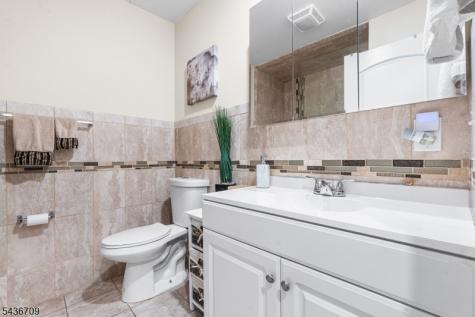 128 Baltimore Avenue Hillside NJ 07205