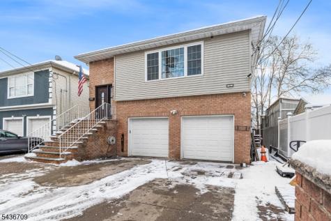 128 Baltimore Avenue Hillside NJ 07205