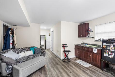 128 Baltimore Avenue Hillside NJ 07205