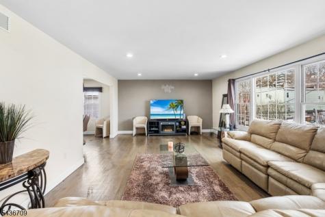 128 Baltimore Avenue Hillside NJ 07205
