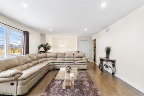 128 Baltimore Avenue Hillside NJ 07205