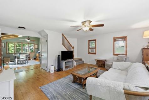 9 Juniper Trail Kinnelon NJ 07405