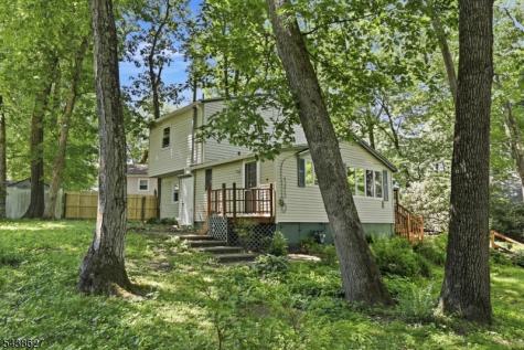 9 Juniper Trail Kinnelon NJ 07405