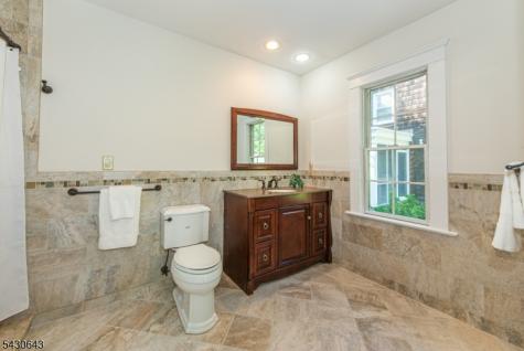 39 Essex Avenue Montclair NJ 07042