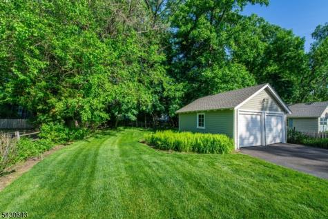 39 Essex Avenue Montclair NJ 07042