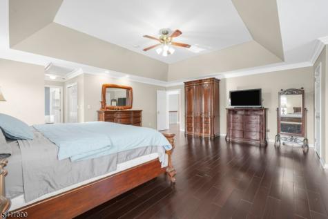 4 Buck Run Court Montville NJ 07082