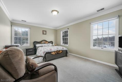 4 Buck Run Court Montville NJ 07082