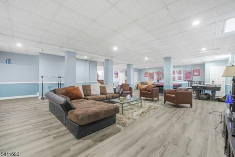 4 Buck Run Court Montville NJ 07082