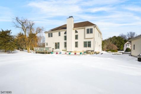 4 Buck Run Court Montville NJ 07082
