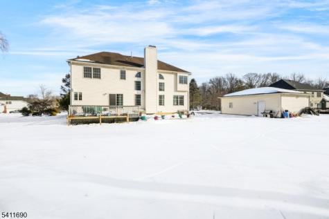 4 Buck Run Court Montville NJ 07082