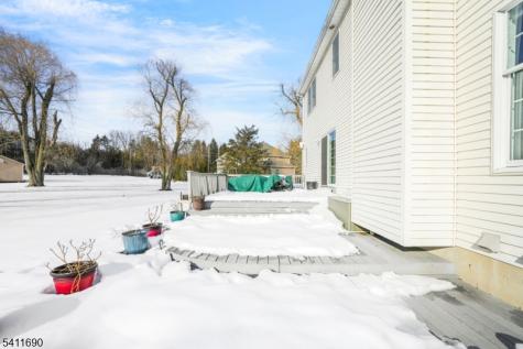 4 Buck Run Court Montville NJ 07082