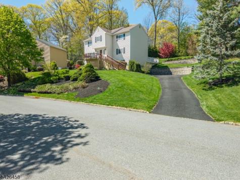 140 Shady Lane Randolph NJ 07869