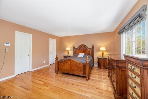 140 Shady Lane Randolph NJ 07869