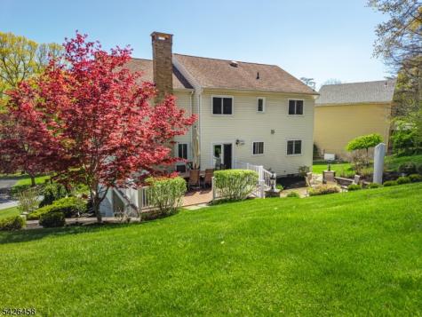 140 Shady Lane Randolph NJ 07869