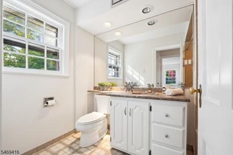 85 Chelsea Road Clifton NJ 07012