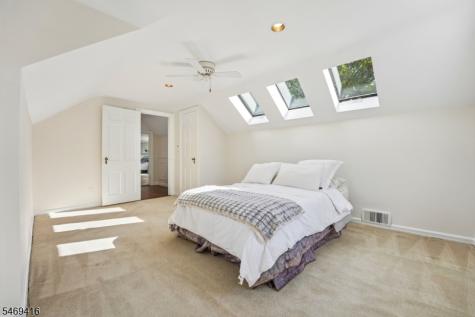85 Chelsea Road Clifton NJ 07012