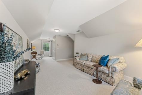 305 Charlton Lane Branchburg NJ 08853