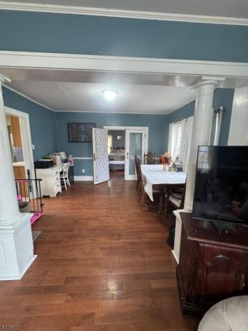 10 Governor Haines Street Hamburg NJ 07419