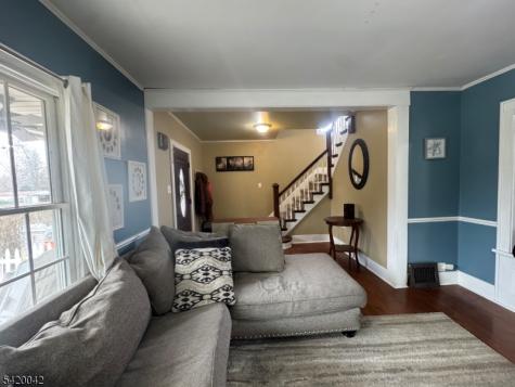 10 Governor Haines Street Hamburg NJ 07419