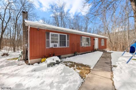 191 Millbrook Road Hardwick NJ 07825