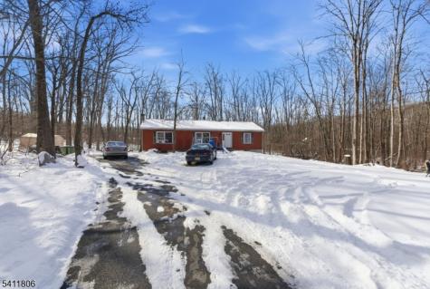 191 Millbrook Road Hardwick NJ 07825