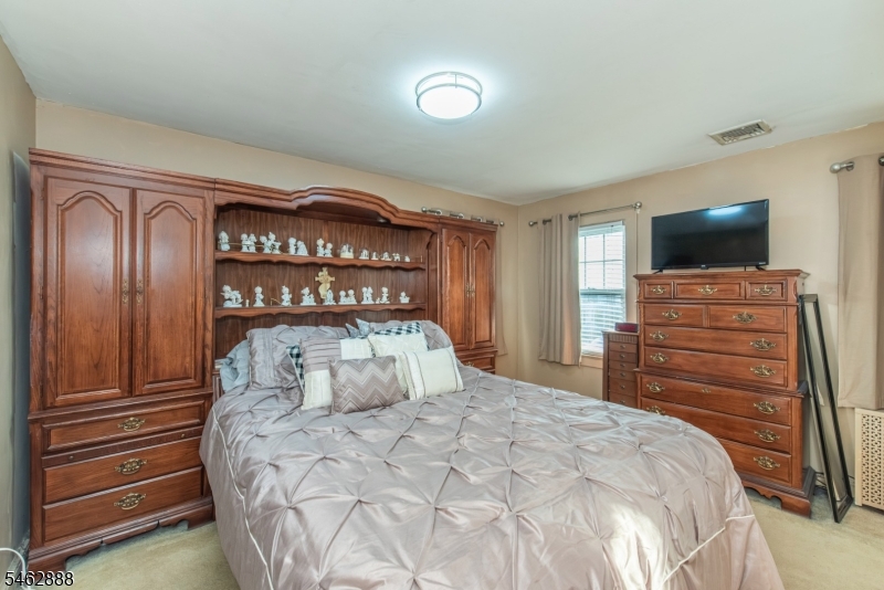 18 Summit Avenue Cedar Grove NJ 07009