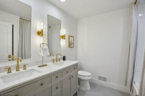 91 Warren Road West Orange NJ 07052