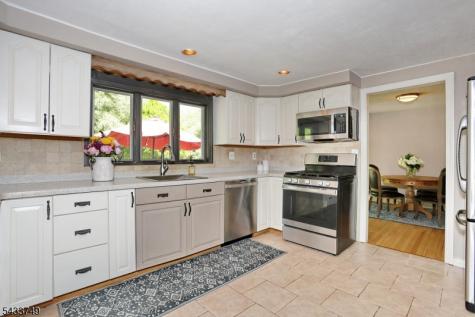 153 Bergen Avenue Waldwick NJ 07463