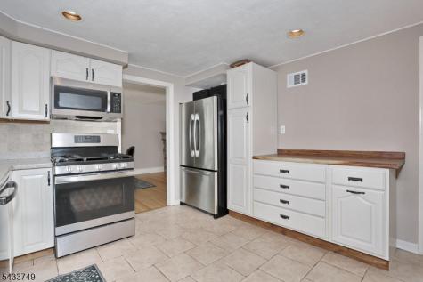 153 Bergen Avenue Waldwick NJ 07463