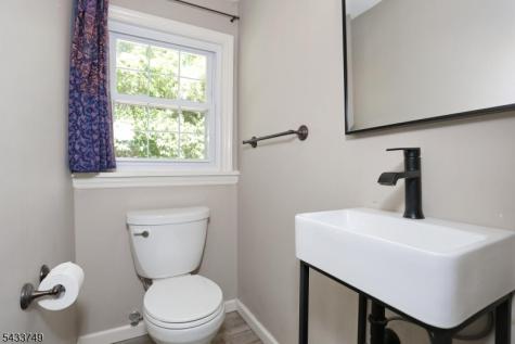 153 Bergen Avenue Waldwick NJ 07463
