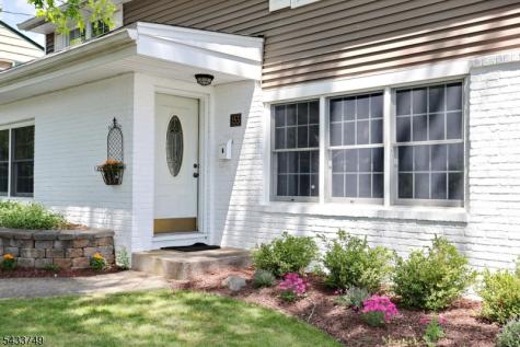 153 Bergen Avenue Waldwick NJ 07463