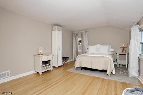 153 Bergen Avenue Waldwick NJ 07463