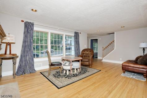 153 Bergen Avenue Waldwick NJ 07463