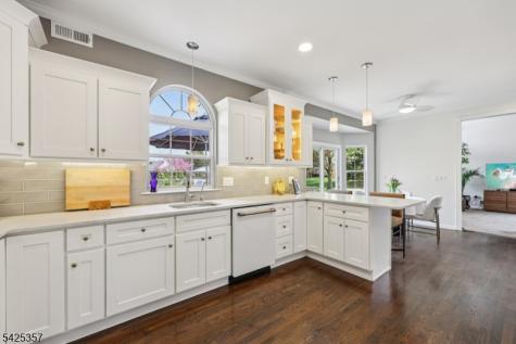 25 Francis Drive Bridgewater NJ 08807
