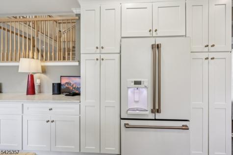 25 Francis Drive Bridgewater NJ 08807