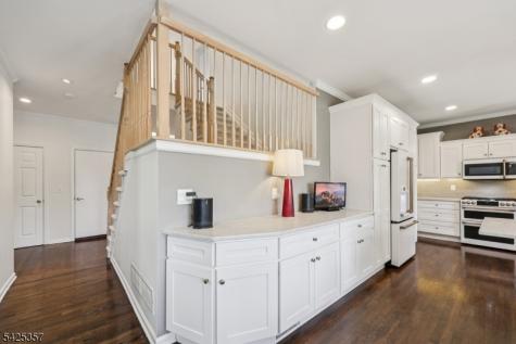 25 Francis Drive Bridgewater NJ 08807