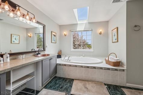 25 Francis Drive Bridgewater NJ 08807