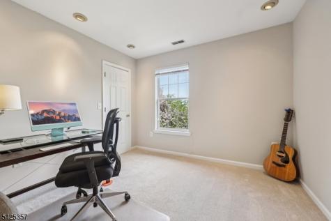 25 Francis Drive Bridgewater NJ 08807