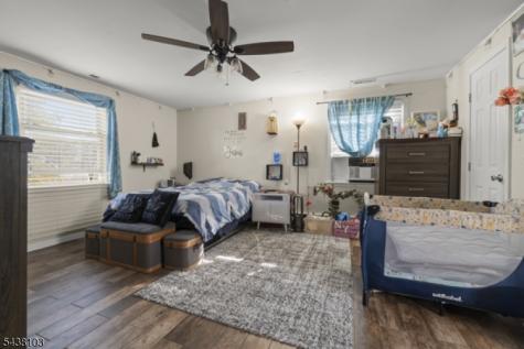 10 Bently Lane Willingboro NJ 08046