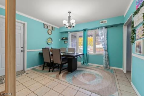 10 Bently Lane Willingboro NJ 08046