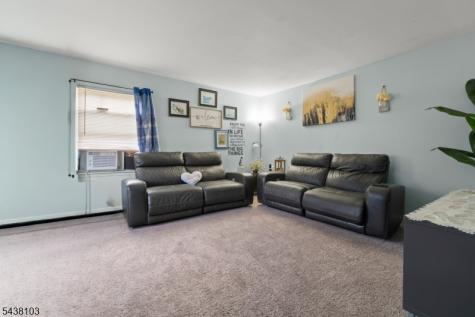 10 Bently Lane Willingboro NJ 08046