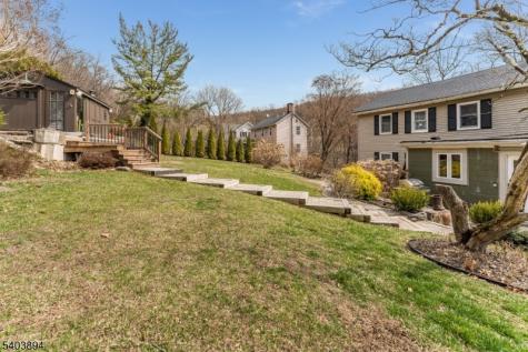 18 Sanatorium Road Glen Gardner NJ 08826