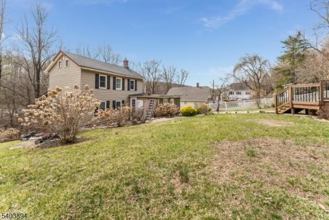 18 Sanatorium Road Glen Gardner NJ 08826