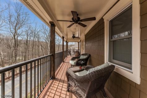 18 Sanatorium Road Glen Gardner NJ 08826
