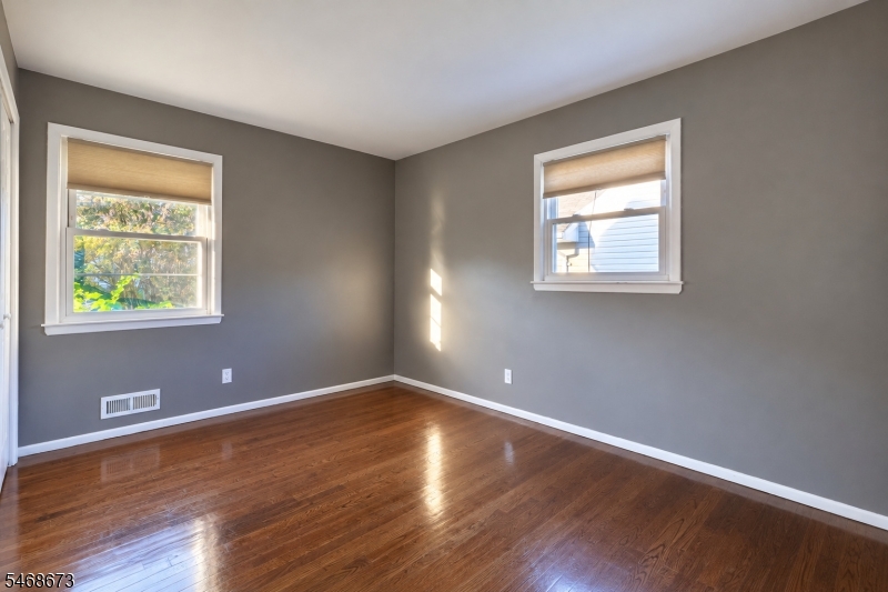 25 Valley View Road Hillside NJ 07205