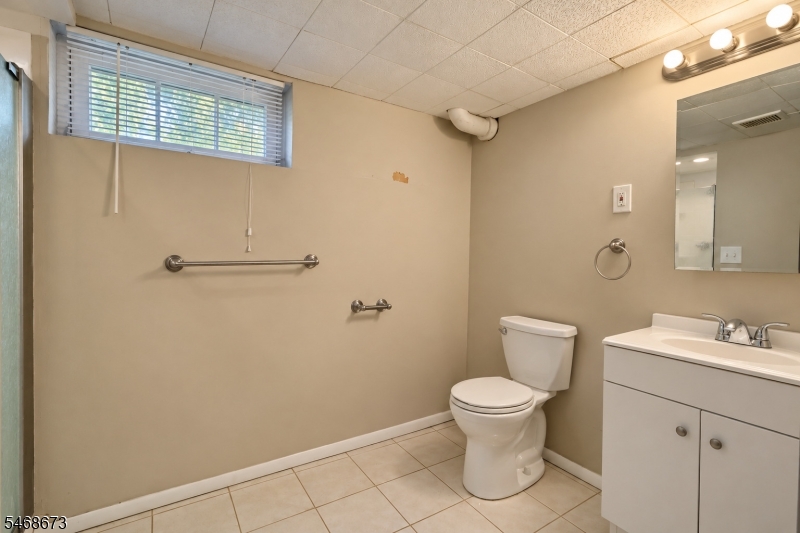 25 Valley View Road Hillside NJ 07205
