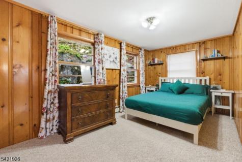 12 Cliffside Terrace Vernon NJ 07461